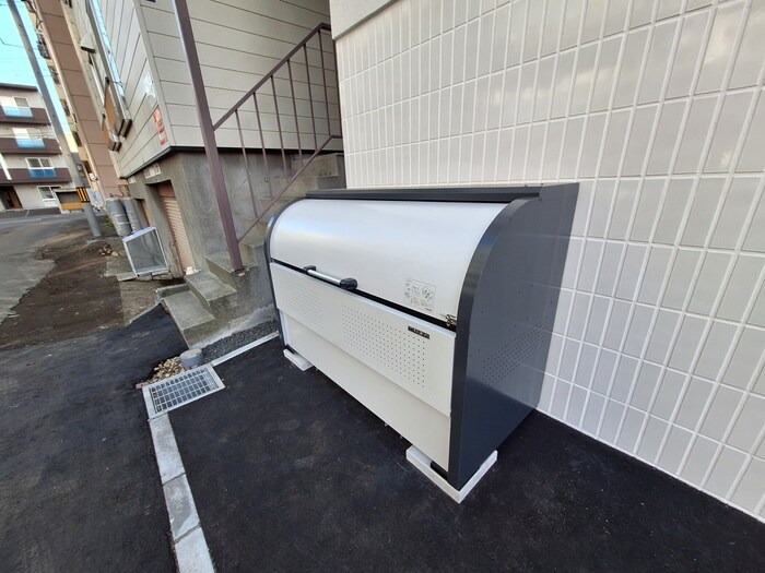 物件外観写真3　(建物設備)