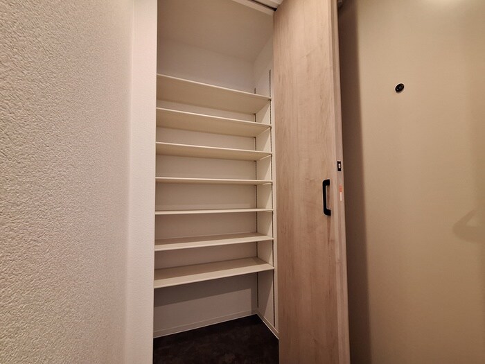 物件内観写真17　(靴箱)