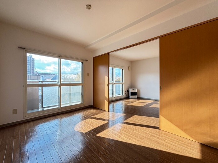 物件内観写真10　(居室)