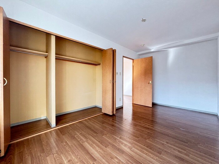 物件内観写真13　(居室)