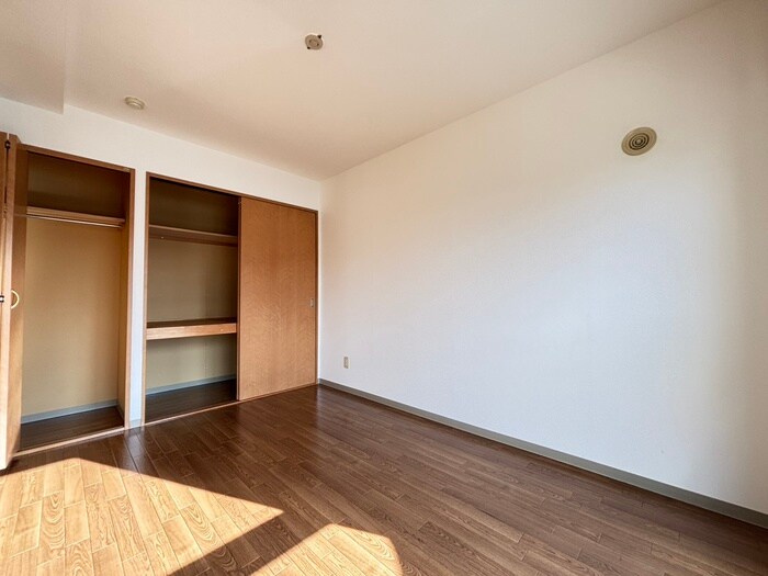 物件内観写真14　(居室)