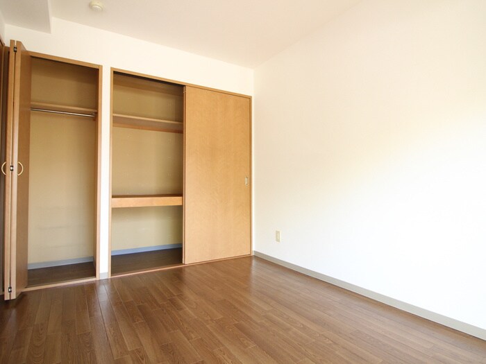 物件内観写真18　(居室)