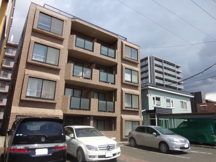 物件外観写真1　(外観写真)