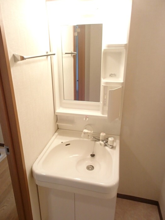 物件内観写真10　(洗面)