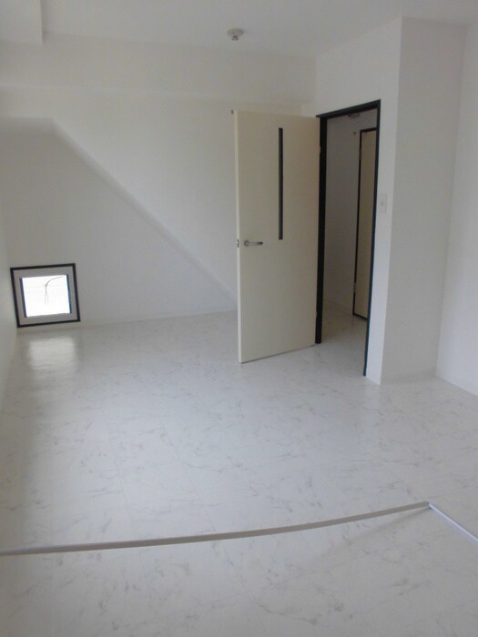 物件内観写真10　(居室)