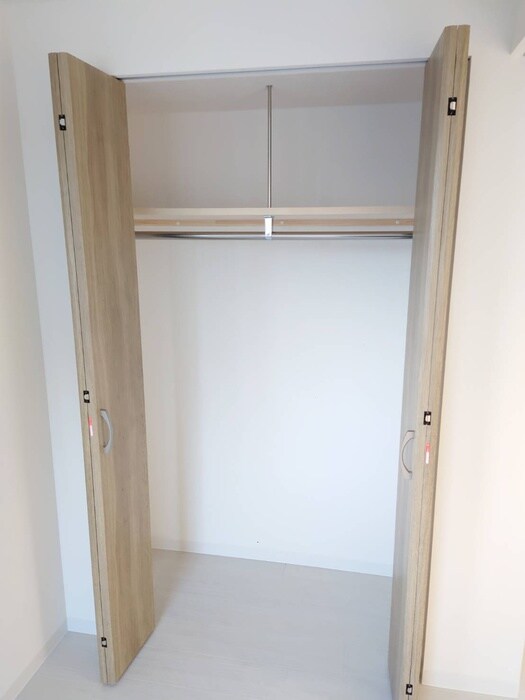 物件内観写真18　(収納)