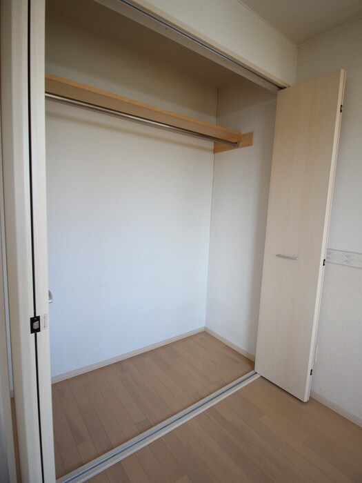 物件内観写真7　(収納)