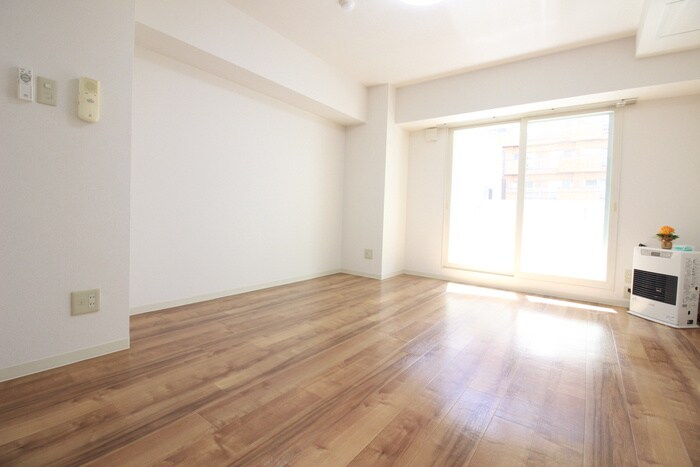 物件内観写真4　(居室)