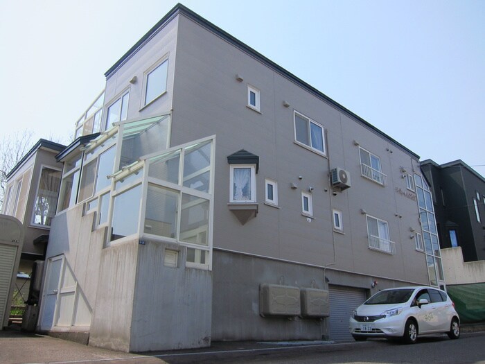 物件外観写真1　(外観写真)