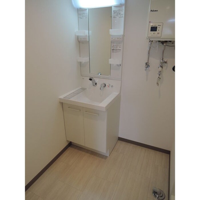 物件内観写真12　(洗面)