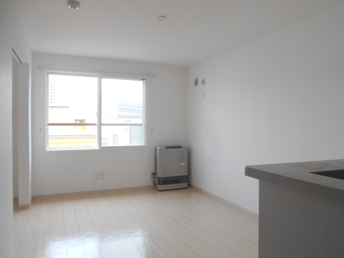 物件内観写真6　(居室)