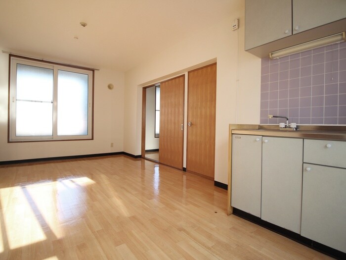 物件内観写真9　(居室)