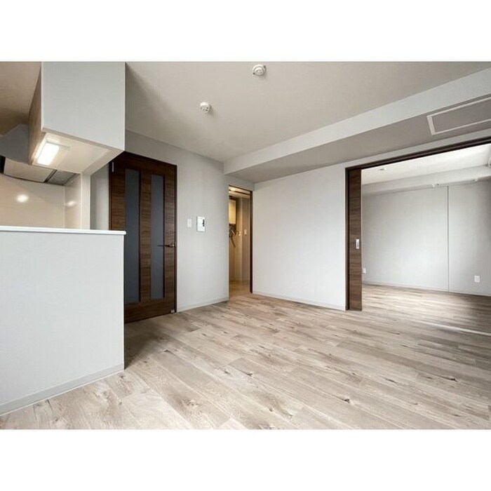 物件内観写真3　(居室)