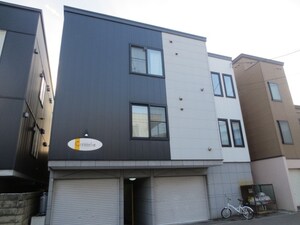 クレセリア新川外観写真