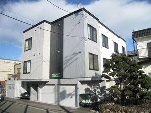 ラフォーレ八軒外観写真