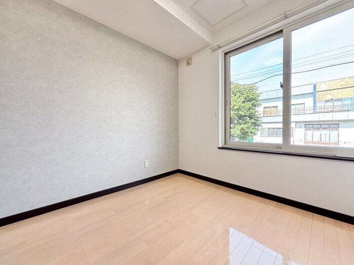 物件内観写真14　(居室)