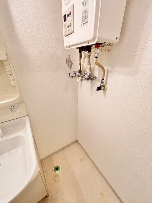 物件内観写真22　(洗濯機置場)