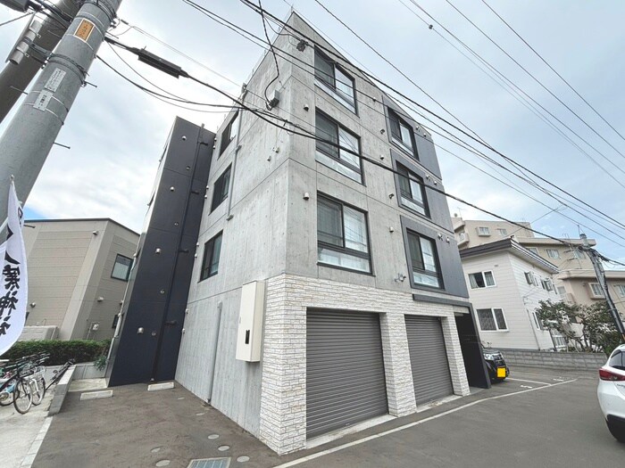 物件外観写真2　(外観写真)