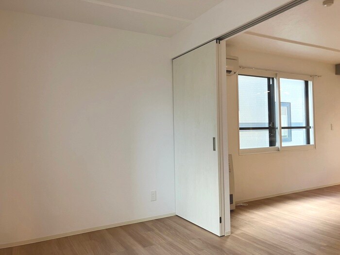 物件内観写真14　(居室)