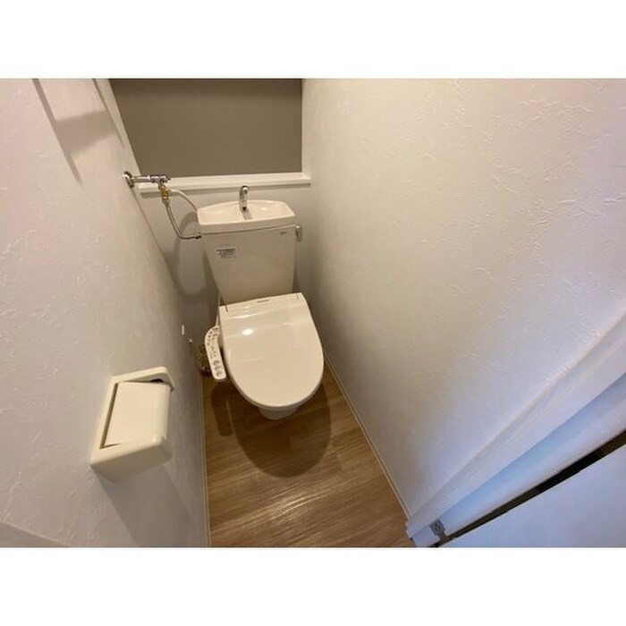 物件内観写真14　(トイレ)