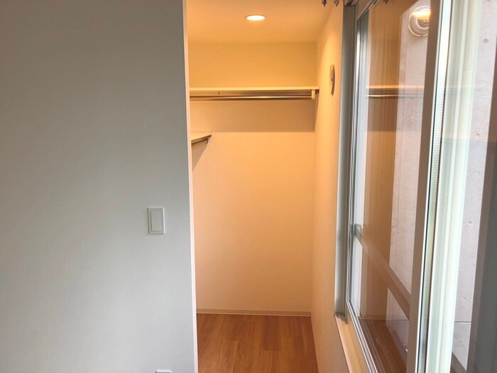 物件内観写真16　(収納)