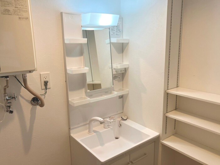 物件内観写真18　(洗面)