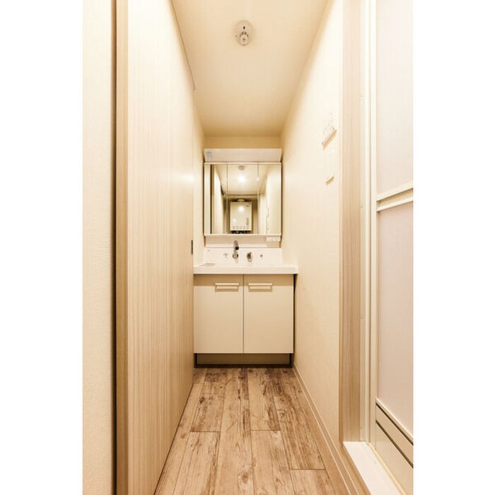 物件内観写真12　(洗面)