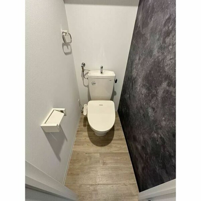 物件内観写真12　(トイレ)