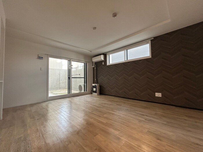 物件内観写真18　(居室)