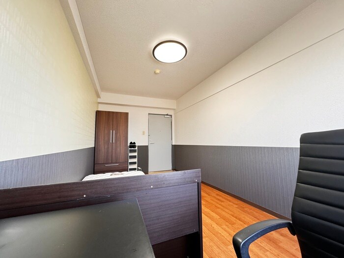 物件内観写真10　(居室)