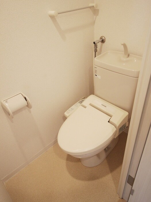 物件内観写真15　(トイレ)