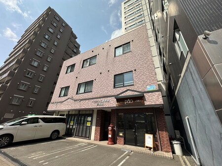 ベラクレエ裏参道弐番館外観写真