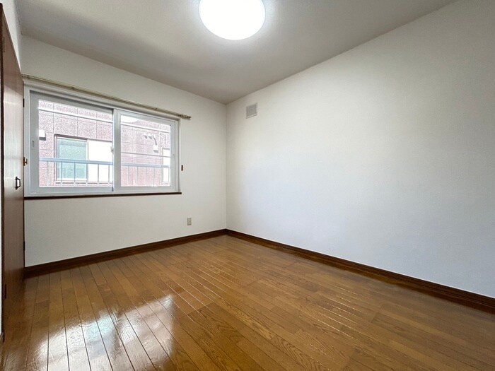 物件内観写真18　(居室)