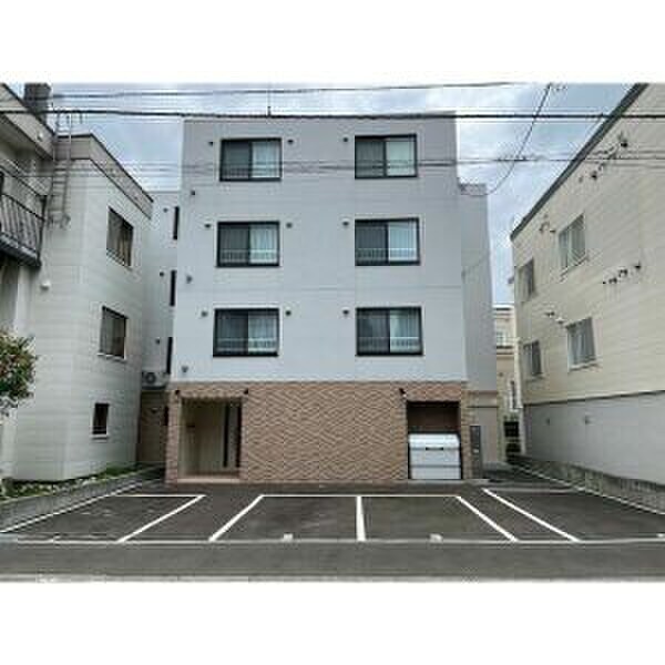 物件外観写真2　(外観写真)