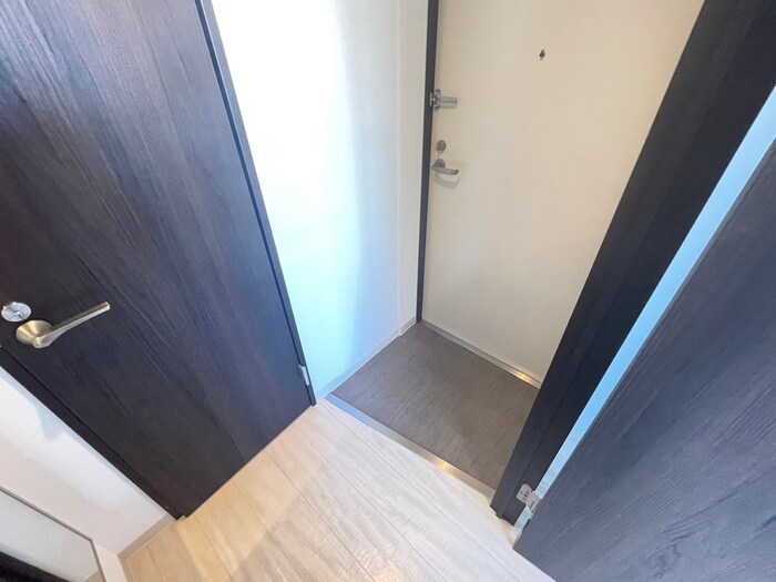 物件内観写真14　(玄関)