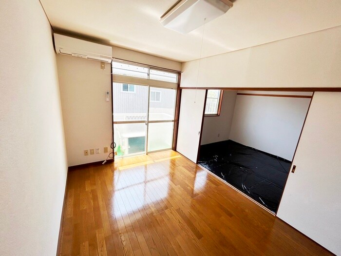 物件内観写真8　(居室)