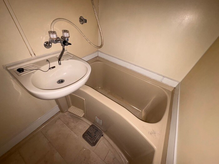 物件内観写真11　(バス／シャワールーム等)