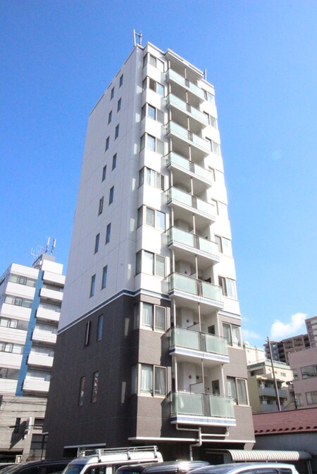 ルネスサマン外観写真