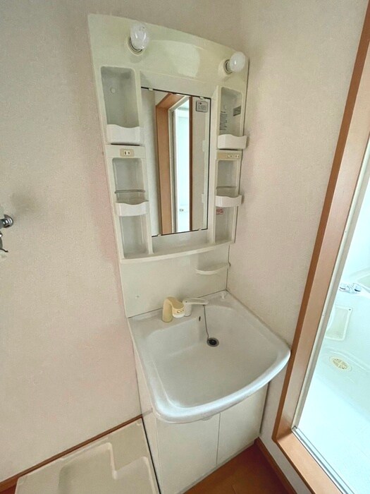 物件内観写真12　(洗面)