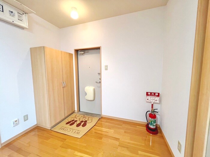 物件内観写真15　(廊下)