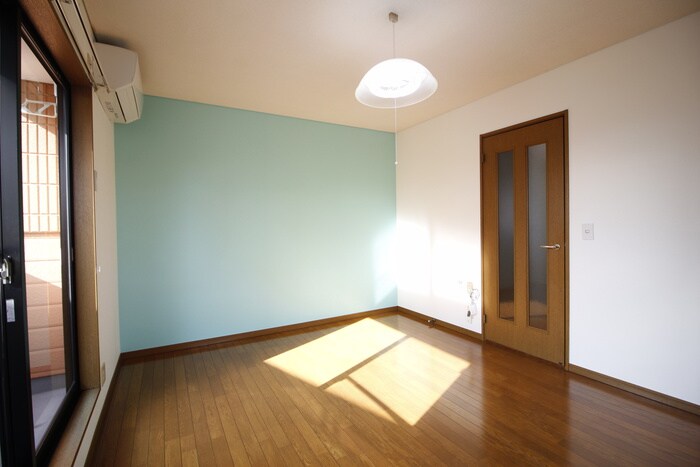 物件内観写真8　(居室)