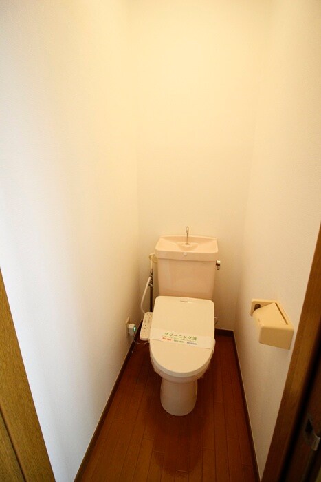 物件内観写真14　(トイレ)