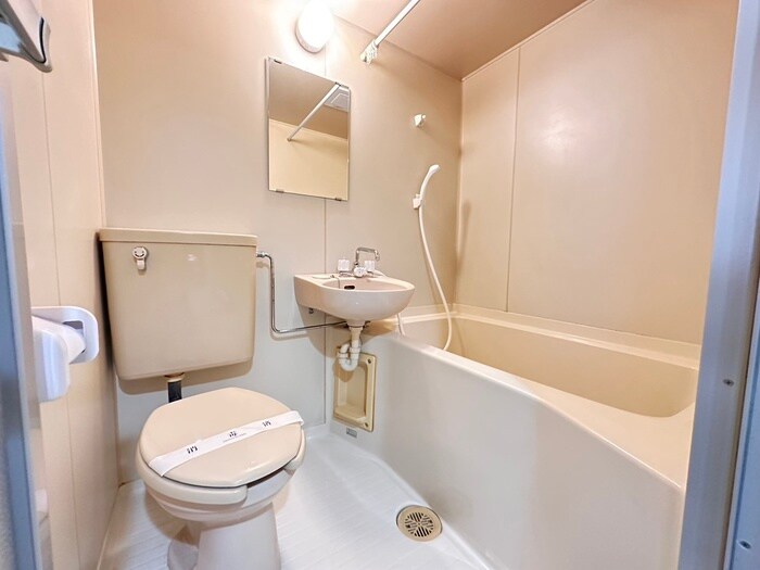 物件内観写真12　(トイレ)