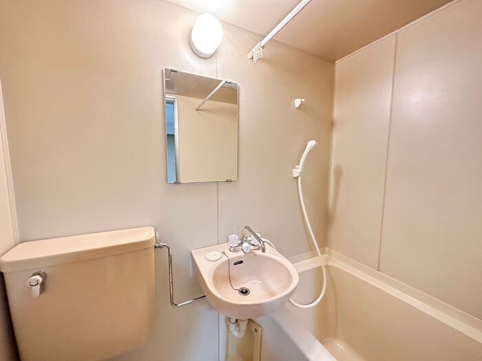 物件内観写真13　(洗面)