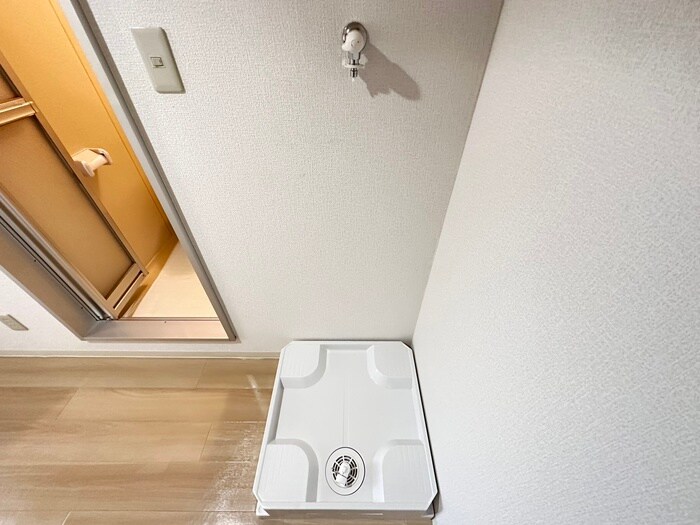 物件内観写真14　(洗濯機置場)