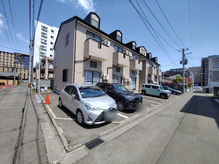 物件外観写真1　(外観写真)