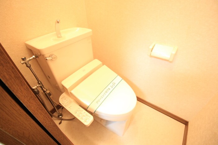 物件内観写真16　(トイレ)