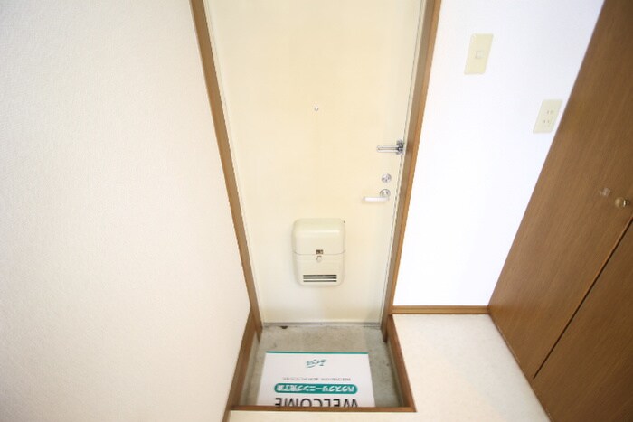 物件内観写真20　(玄関)