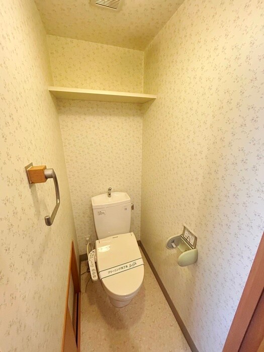 物件内観写真13　(トイレ)