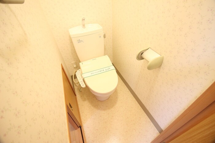 物件内観写真13　(トイレ)